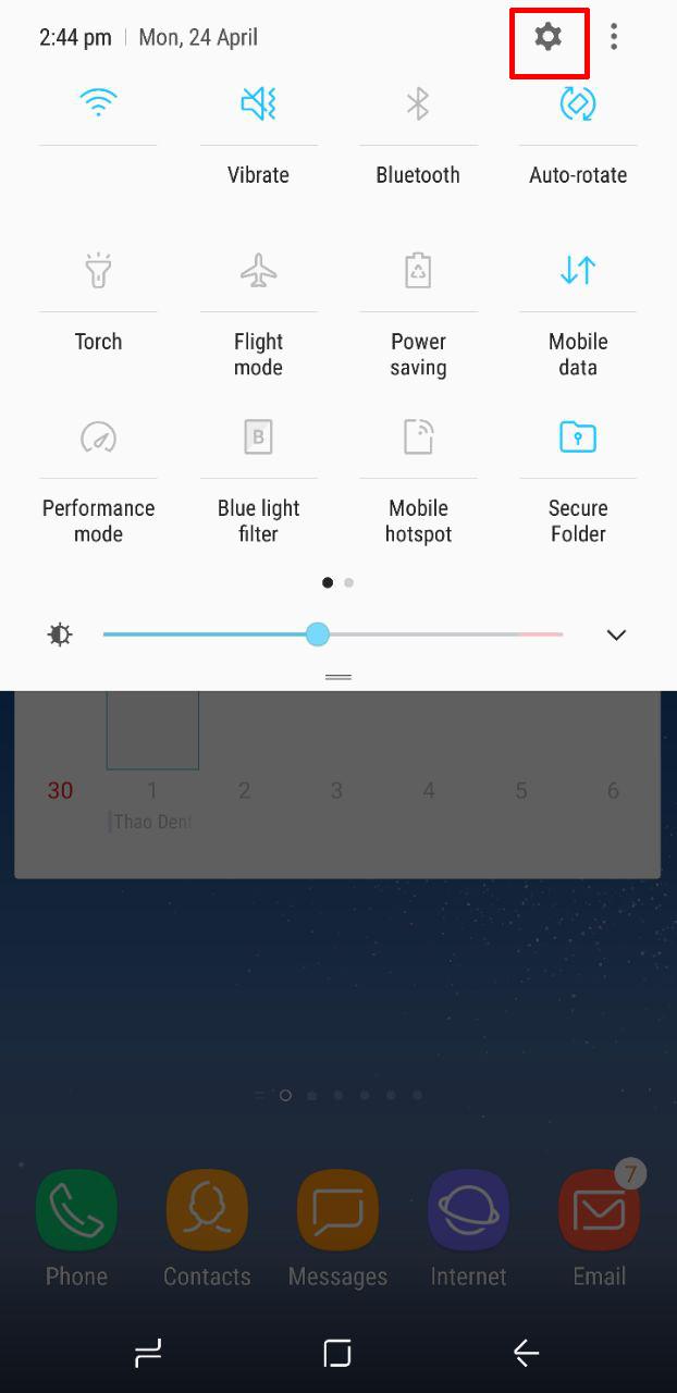 Android 7.0 Settings Button